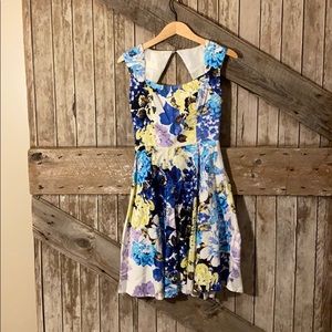 Floral print dress